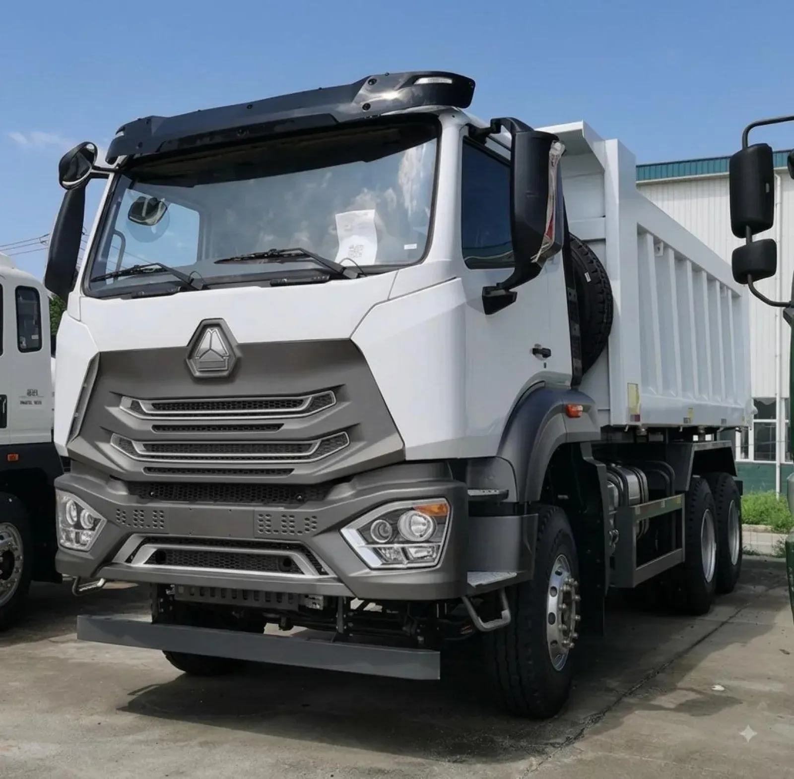 Camion benne 6X4 270 chevaux